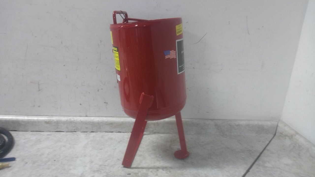 ALC 40001 0.65 Cu Ft Tank Cap 125 Max CFM Portable Abrasive Blaster (C)-16614631 - Image 4