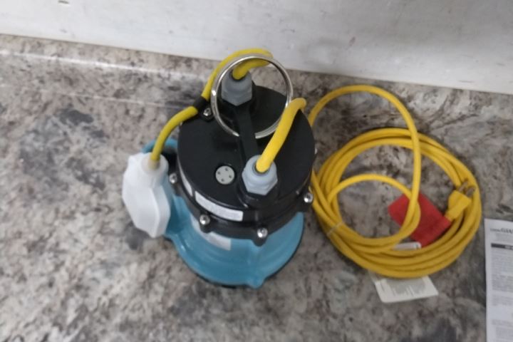Little Giant 511710 1/2 HP 1750 RPM 115VAC Submersible Sump Pump (C)-22465015 - Image 8