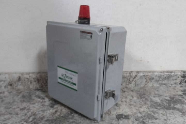 Zoeller 10-0420 Single-Phase Pump Control Box (D)-10100545