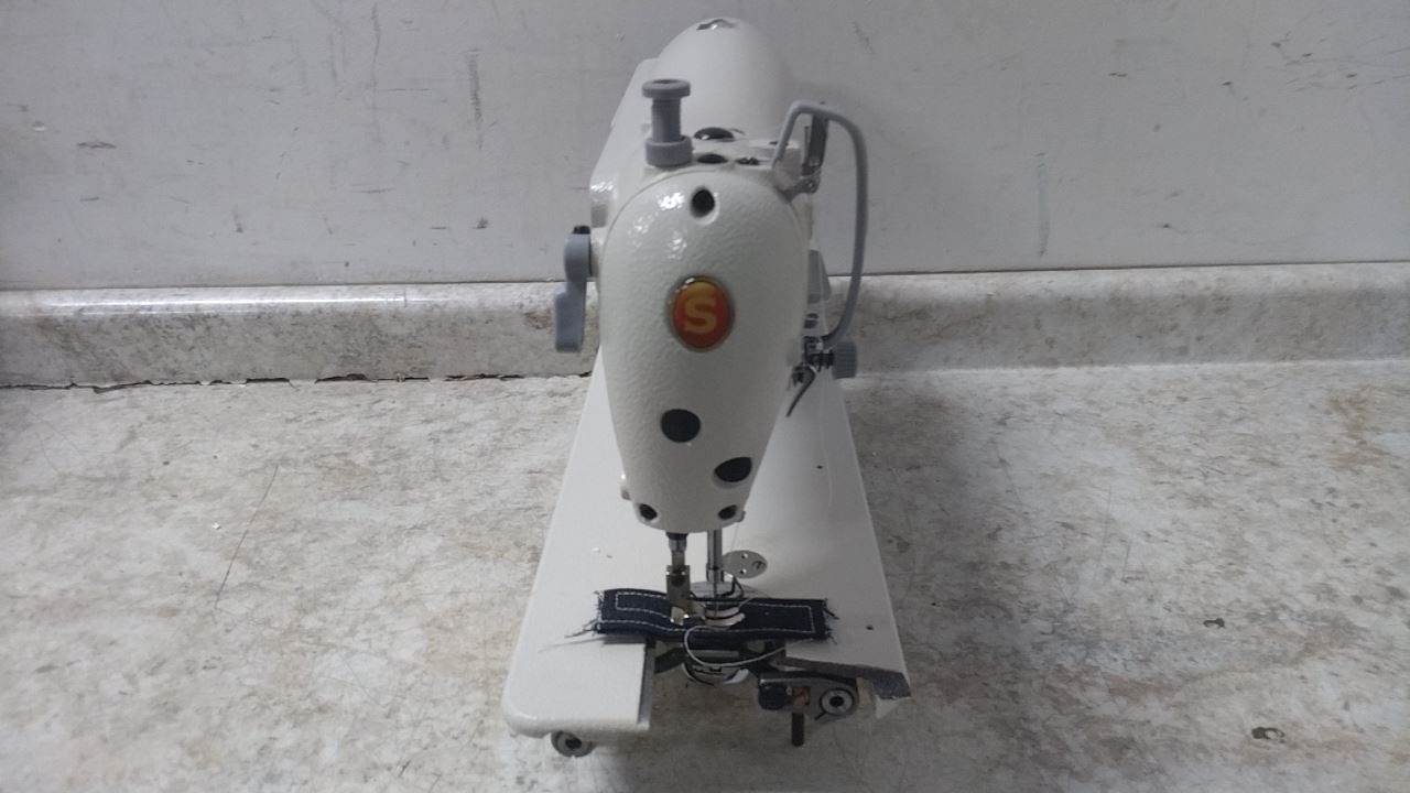 Singer 191D-30 4000 Max SPM 35mm Needle Bar Stroke Sewing Machine (D)-13486627 - Image 5