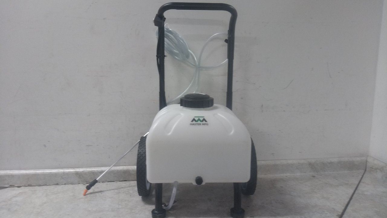 Master Manufacturing PCD-E3-009B-MM 9 Gal Tank Cap Cordless Cart Sprayer (C)-11666411 - Image 2