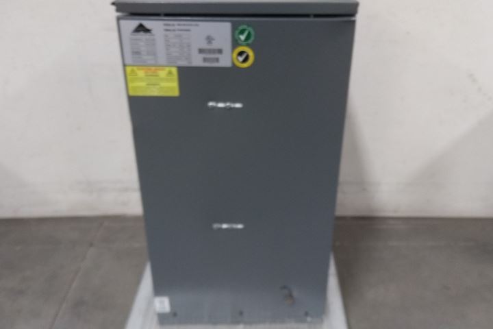 Speedaire RNC-0075 3/4 In NPT Inlet/Outlet 115VAC Refrigerated Air Dryer (C)-30298751 - Image 5