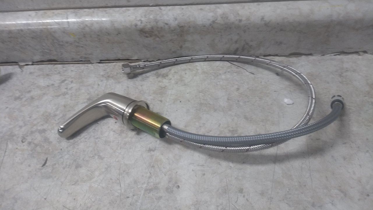 American Standard 7075800.295 1.2 GPM Low Arc Bathroom Faucet (C)-48149408 - Image 4