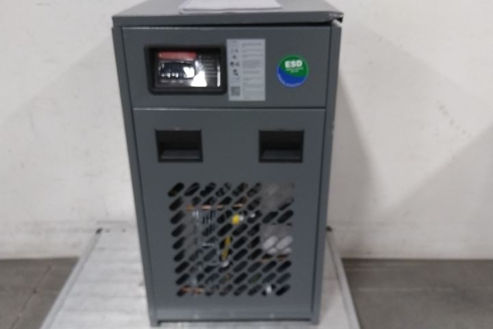 Speedaire RNC-0075 3/4 In NPT Inlet/Outlet 115VAC Refrigerated Air Dryer (C)-30298751