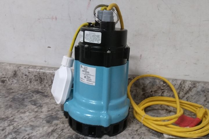 Little Giant 511710 1/2 HP 1750 RPM 115VAC Submersible Sump Pump (C)-22465015 - Image 7