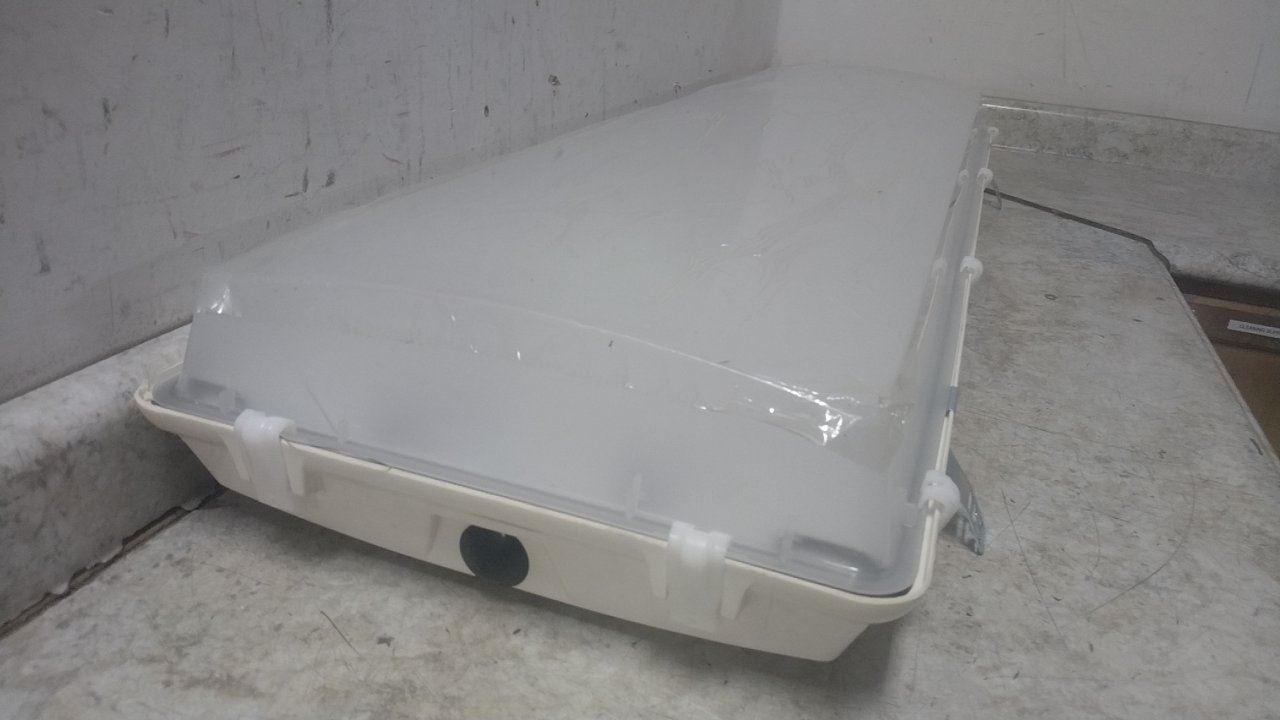 Columbia SCVW4-N-L1-40L-FA-EU Wide Linear LED Disinfecting Vaportite (D)-51275635 - Image 7