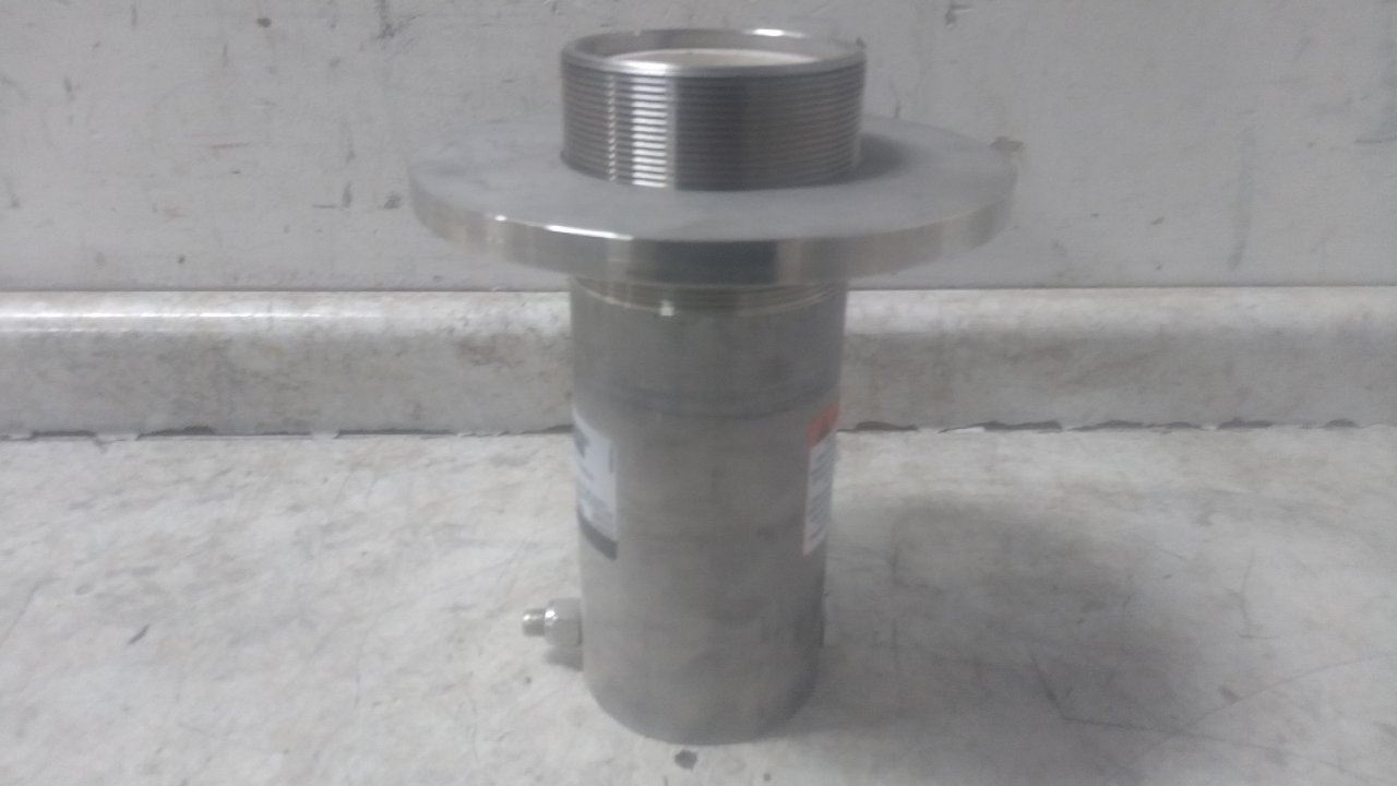 3M DBI-Sala 8515834 450 Lb Weight Capacity Slip-In Deck Mount Sleeve (C)-45258841 - Image 4
