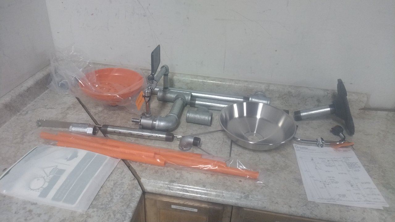 Guardian Equipment G1902 20 Max GPM 94-3/4 In H Shower with Eyewash (C)-23495774