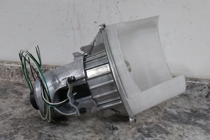 Lithonia Lighting LNH2 LU5 MVOLT R5 BA 120 to 277VAC Fixed Beam Angle Light (C)-25788244 - Image 4