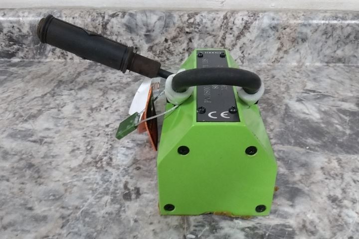 Mag-Mate MCL660X2 400 Lb Capacity Magnetic Lid Lifter (C)-36929365 - Image 6